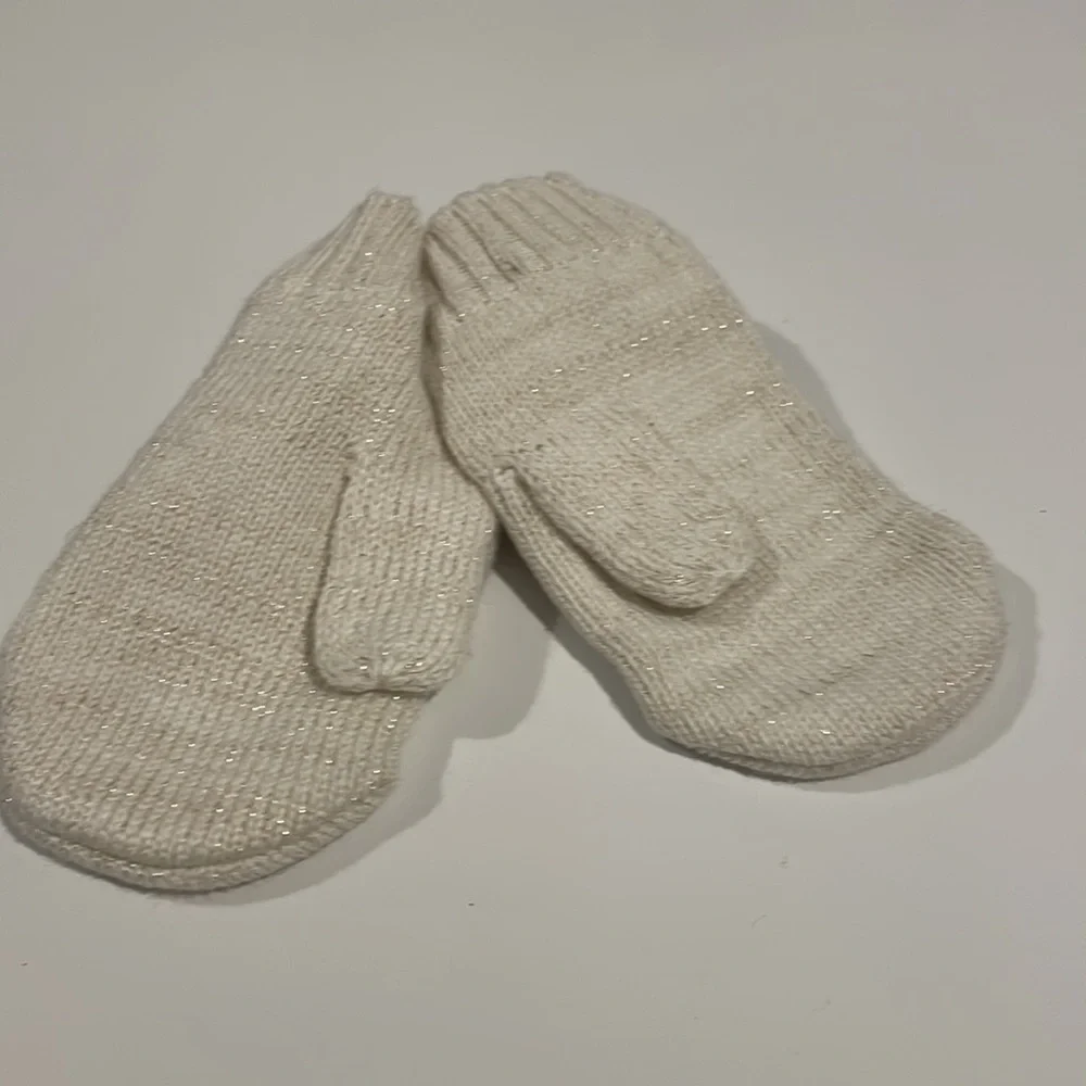 NWT Janie and Jack Mittens